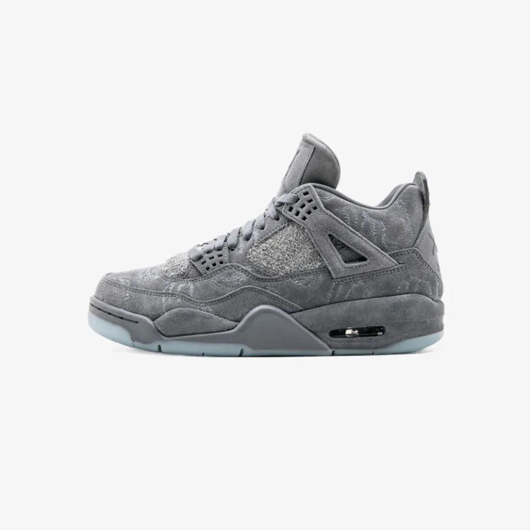 smart sneakers 1 Air Jordan 4 Retro Kaws
